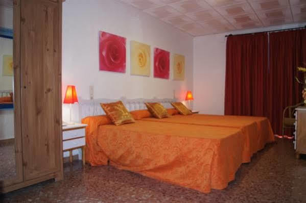 Hostal Comercio Dénia Exterior foto